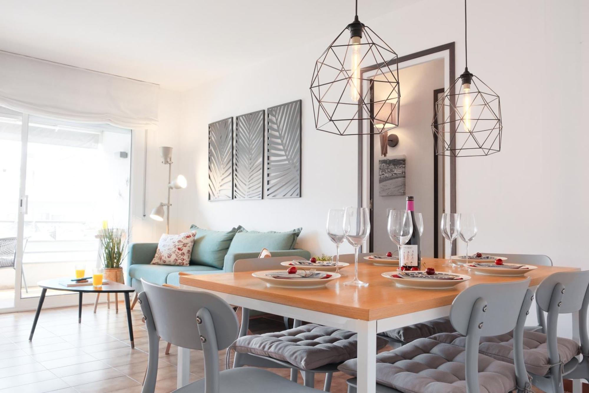 Lets Holidays Apartment Commercial Area Тоса-де-Мар Екстер'єр фото